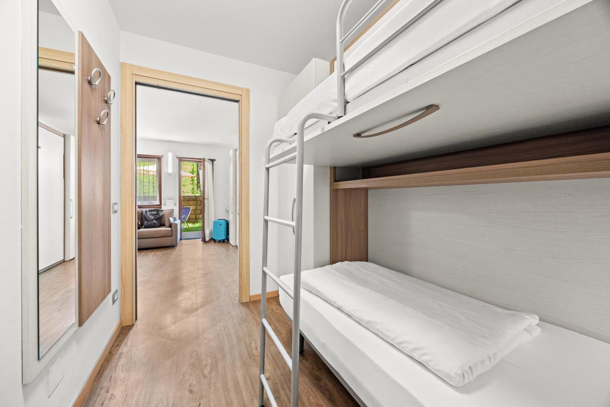 Aparthotel Des Alpes Cavalese Εξωτερικό φωτογραφία