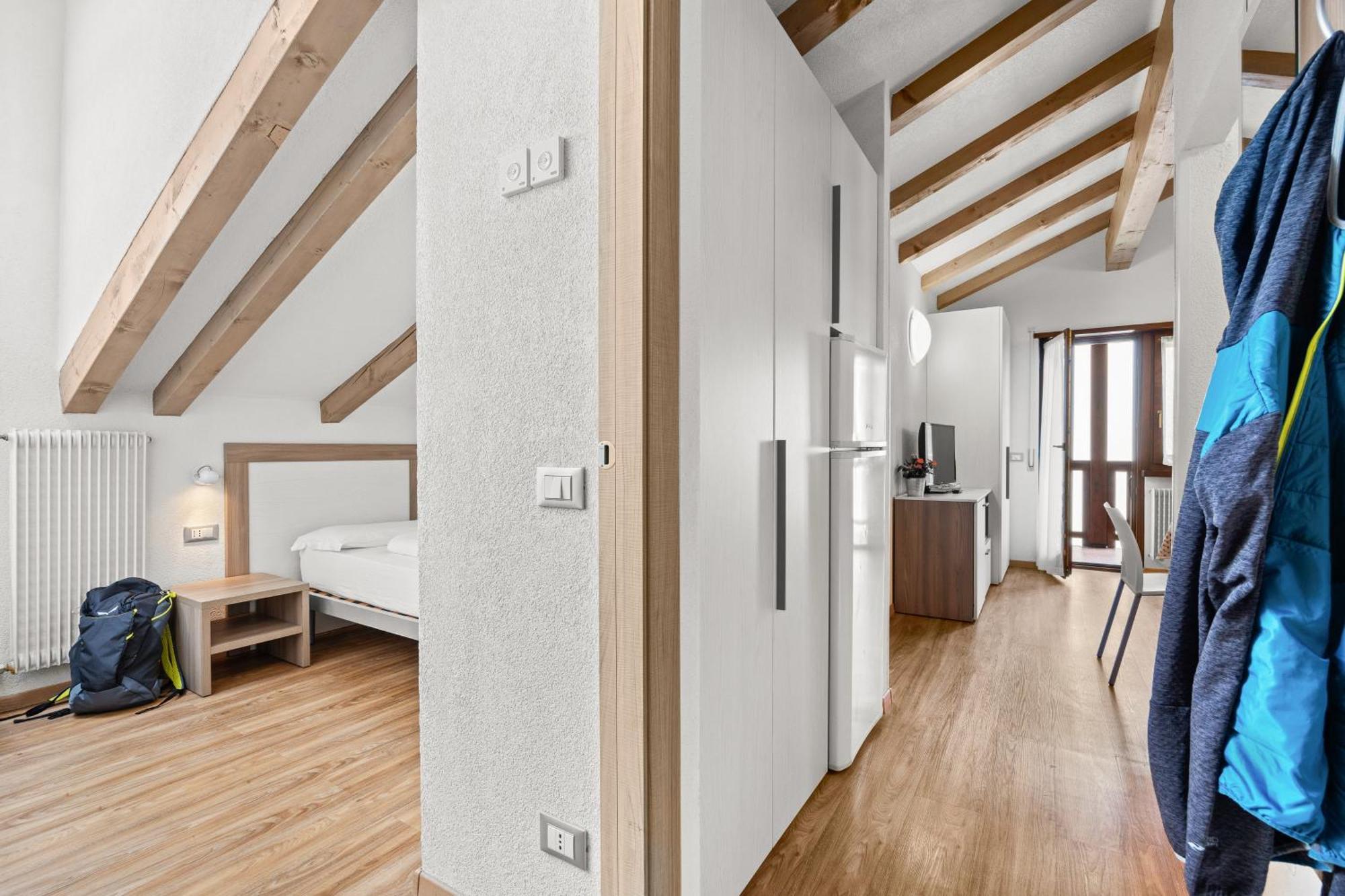 Aparthotel Des Alpes Cavalese Δωμάτιο φωτογραφία